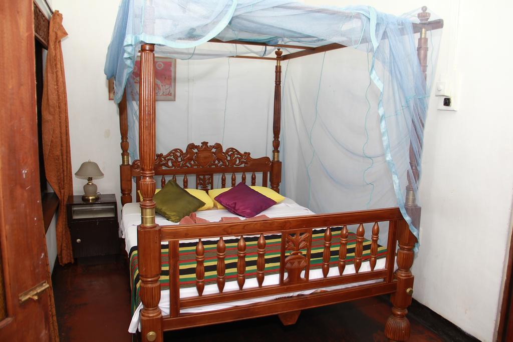 Traditional Kandyan House Rom bilde